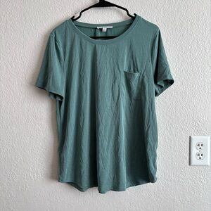 Green Envelope Green Short Sleeve Tee